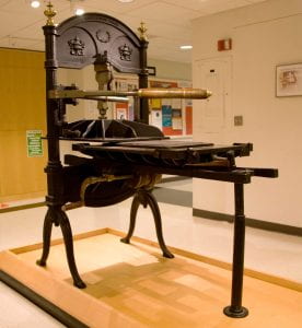 Washington hand press used to print the Oregon Spectator (Oregon's first newspaper), photography by Amanda Garcia, UO Libraries